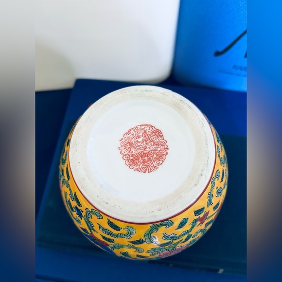 Vintage Chinese Butterfly Porcelain Yellow Bowl Jar 5'' | Marking - Picture 6 of 6